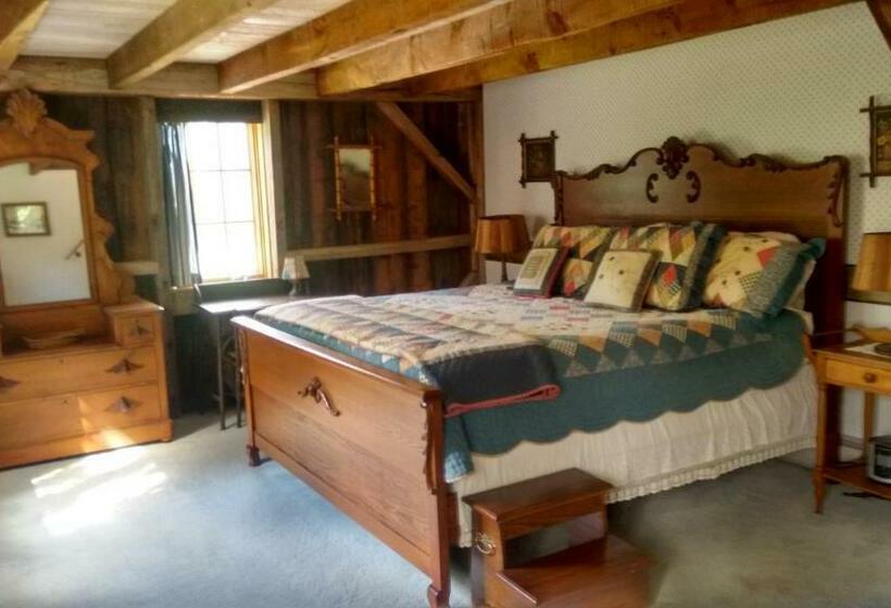 اتاق استاندارد با تخت بزرگ, Lodge At Millstone Hill