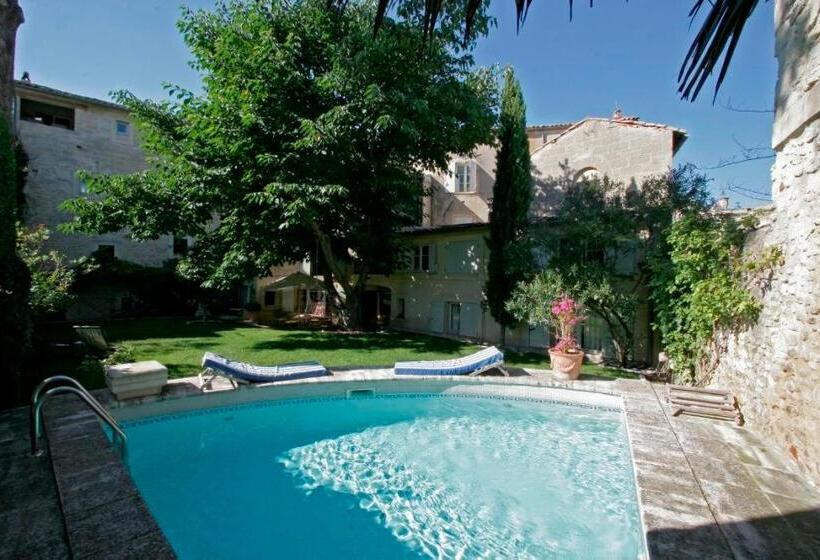 آپارتمان 1 خوابه با چشم‌انداز باغ, Maison De La Bourgade