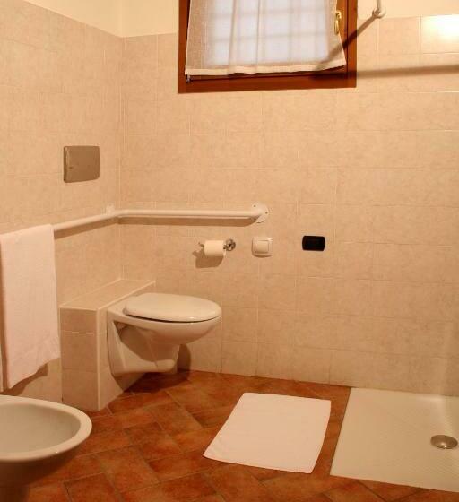 استودیوی استاندارد, Agriturismo La Staffa