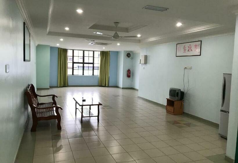 اتاق لوکس خانوادگی, Seri Kangsar Kk