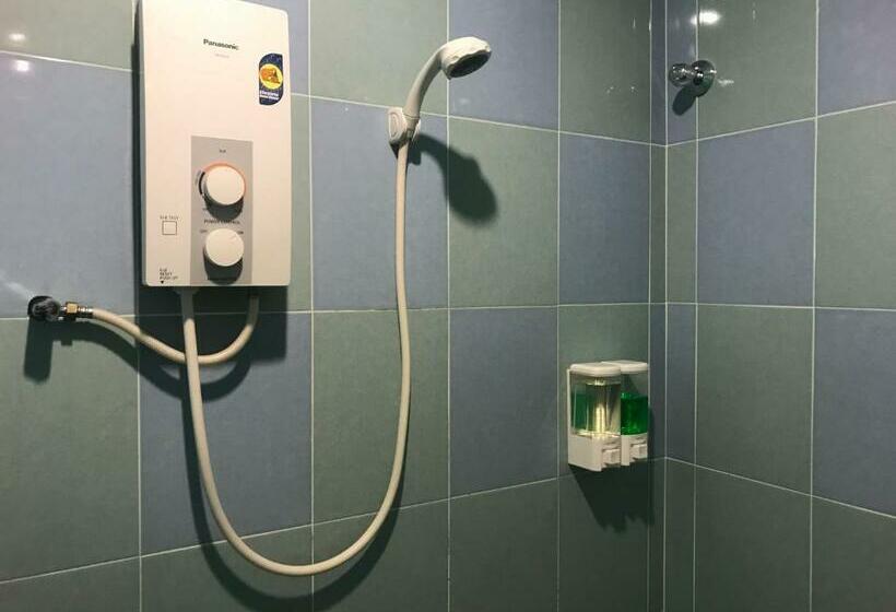 اتاق لوکس خانوادگی, Seri Kangsar Kk