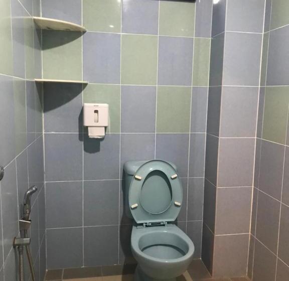سوییت خانوادگی, Seri Kangsar Kk