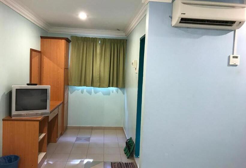 سوییت خانوادگی, Seri Kangsar Kk