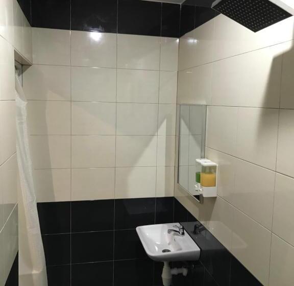 اتاق لوکس, Seri Kangsar Kk