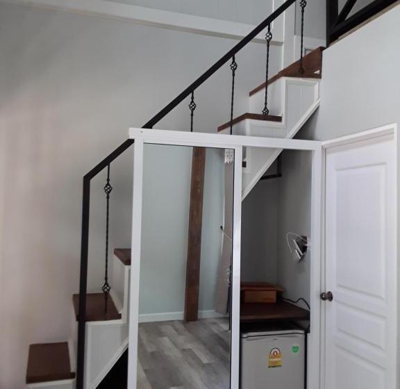 اتاق استاندارد چهارنفره با چشم‌انداز باغ, Sky Cottage Bungalow