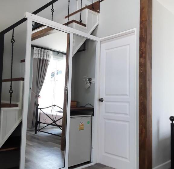اتاق استاندارد چهارنفره با چشم‌انداز باغ, Sky Cottage Bungalow