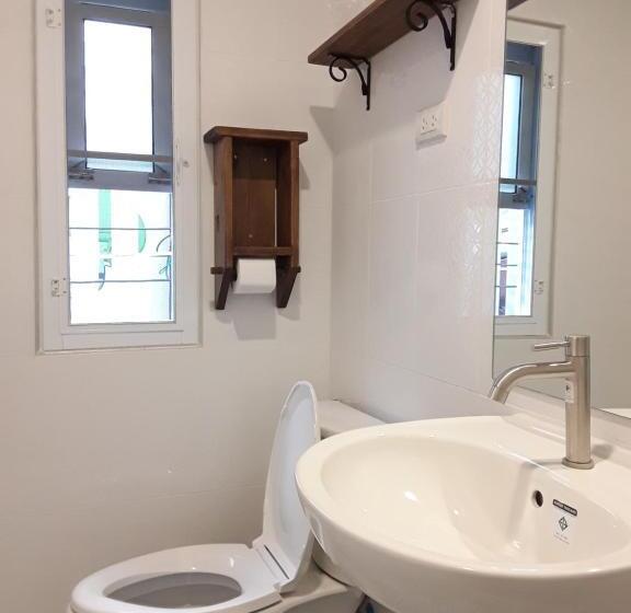 اتاق استاندارد چهارنفره با چشم‌انداز باغ, Sky Cottage Bungalow