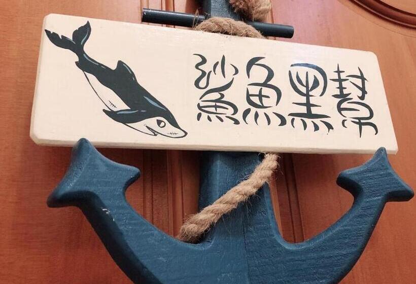 اتاق استاندارد چهار تخته با چشم‌انداز دریا, Mermaid B&b