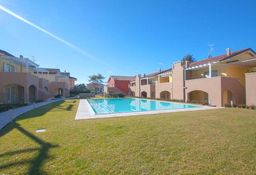 آپارتمان 1 خوابه همکف, Residence Fornaci