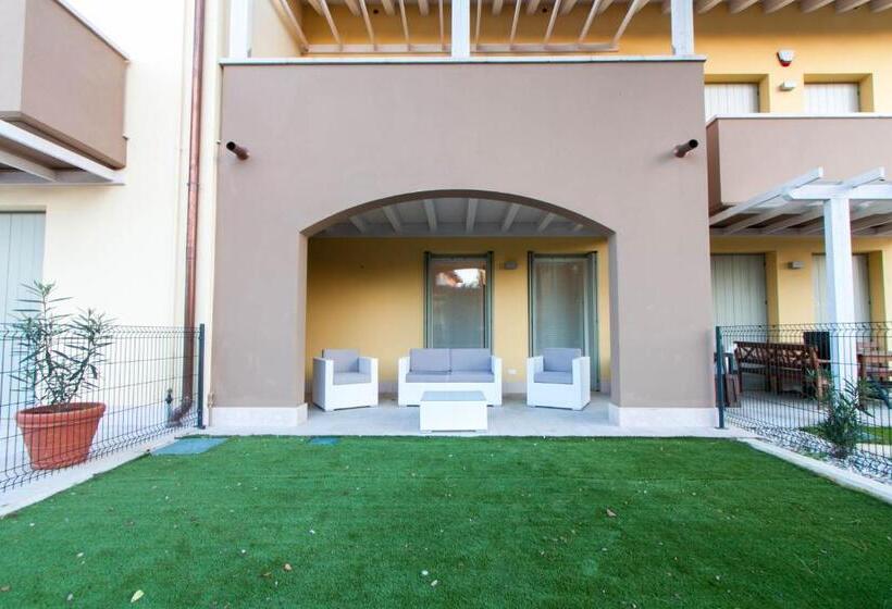 آپارتمان 1 خوابه همکف, Residence Fornaci