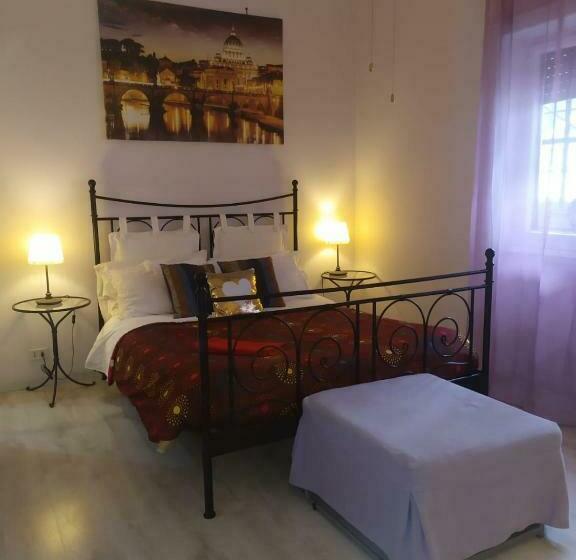 اتاق استاندارد سه نفره, Roma Capoccia B&b