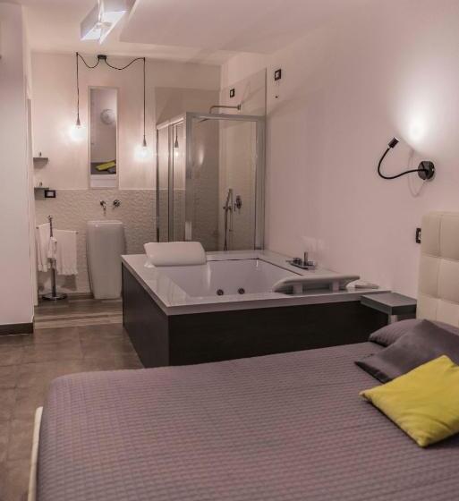 اتاق استاندارد با تخت بزرگ, Balai Suite