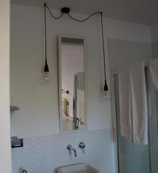 اتاق استاندارد با تخت بزرگ, Balai Suite