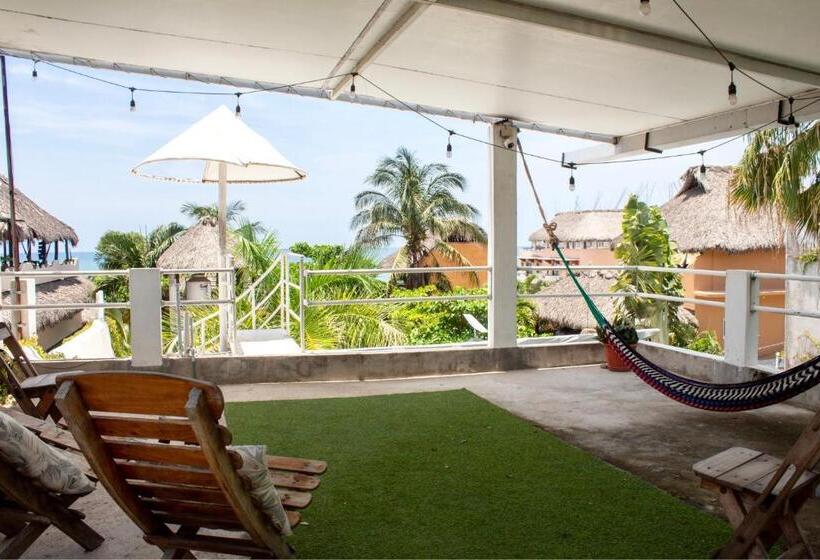 تختخواب در اتاق مشترک, Casa Daikiri