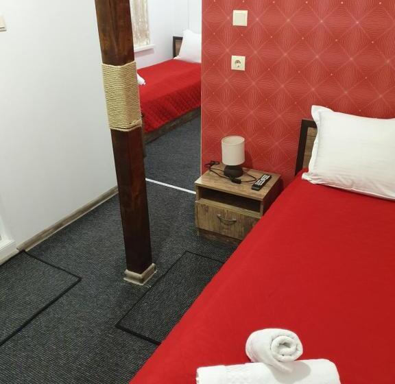 اتاق استاندارد یک نفره, Guest House Gurkov