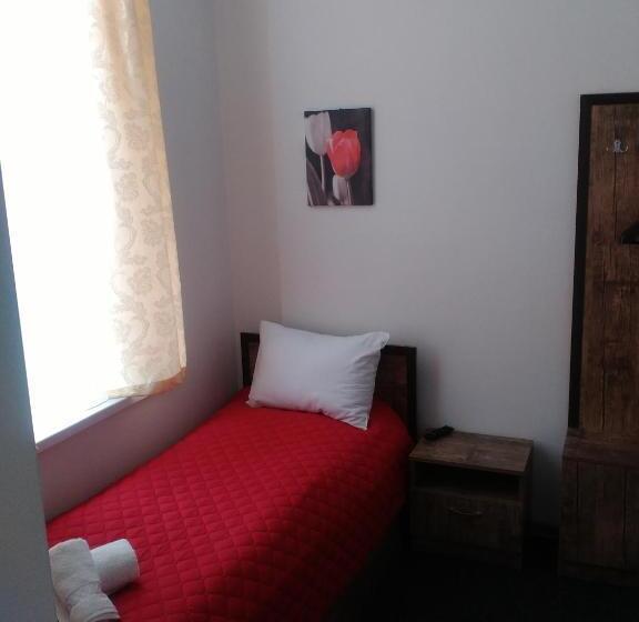 اتاق استاندارد یک نفره, Guest House Gurkov