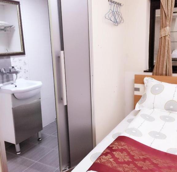 اتاق استاندارد, Hk Tai San Guest House