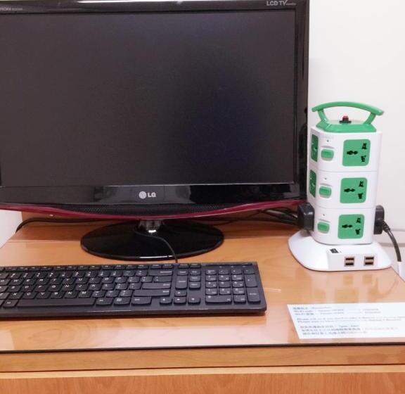 اتاق استاندارد سه نفره, Hk Tai San Guest House