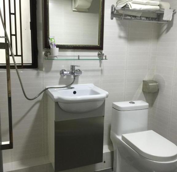 اتاق استاندارد چهار تخته, Hk Tai San Guest House
