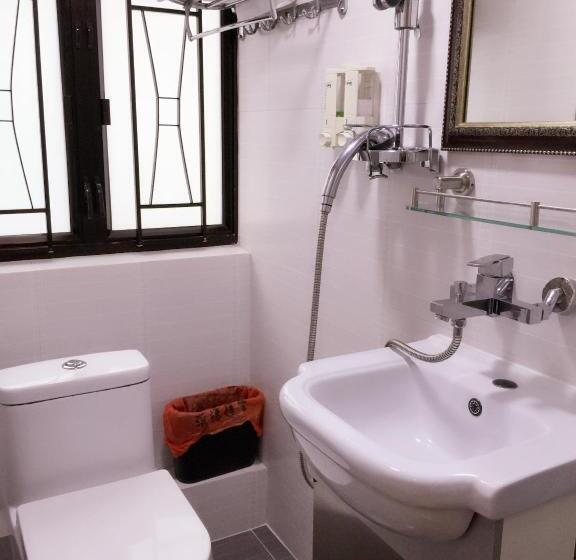 اتاق استاندارد چهار تخته, Hk Tai San Guest House