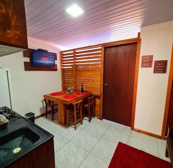 آپارتمان 1 خوابه با چشم‌انداز استخر, Residencial Salmão