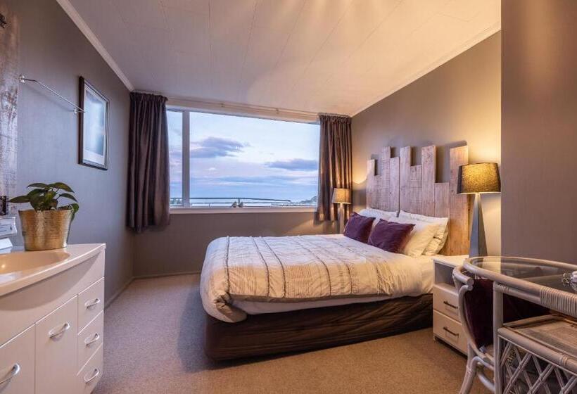 Triple Room Sea View, Oamaru Backpackers