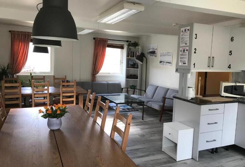 اتاق استاندارد با سرویس بهداشتی مشترک, Haugen Pensjonat Svalbard