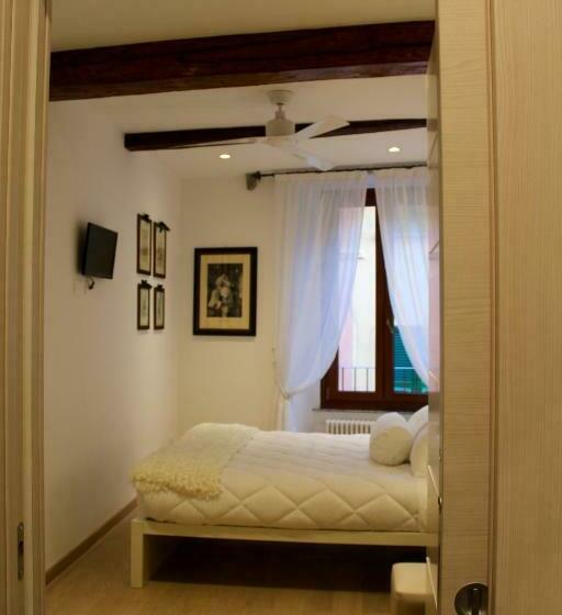 اتاق استاندارد, Oblò Portovenere Guesthouse