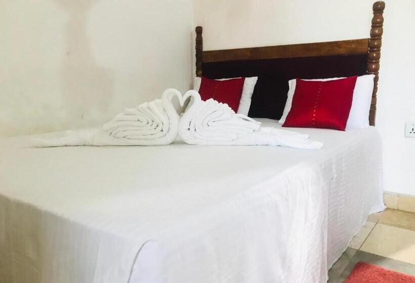 اتاق لوکس خانوادگی, Dambulla Tourist Resort