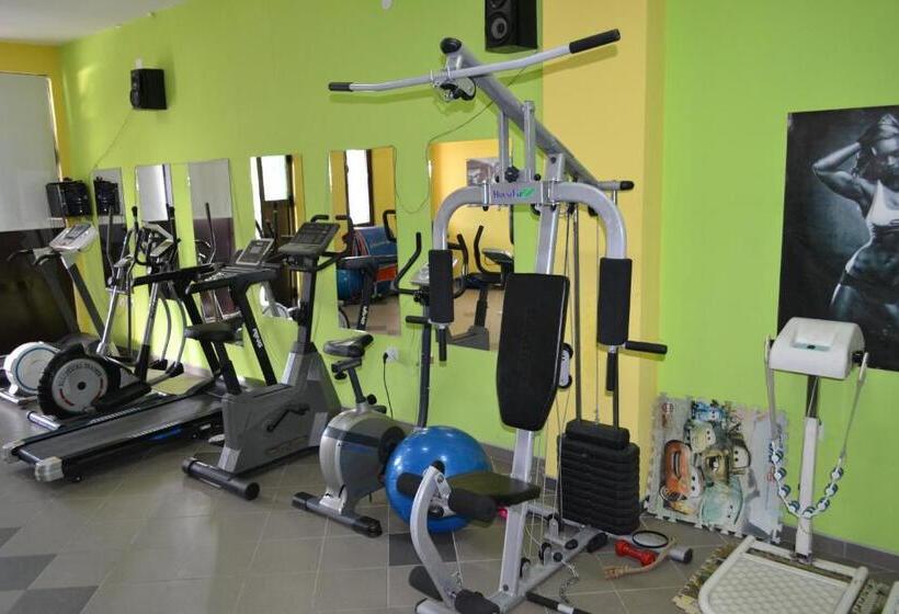 استودیوی لوکس, Guesthouse Ušće
