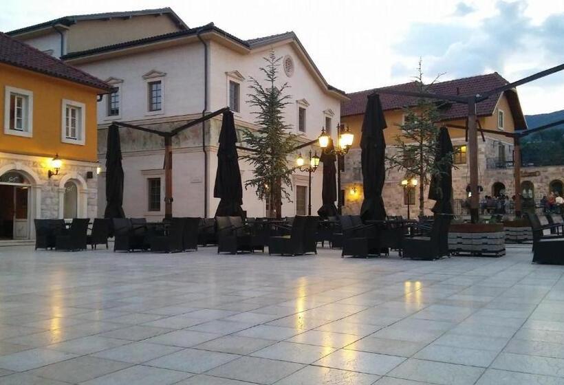 استودیوی لوکس, Guesthouse Ušće