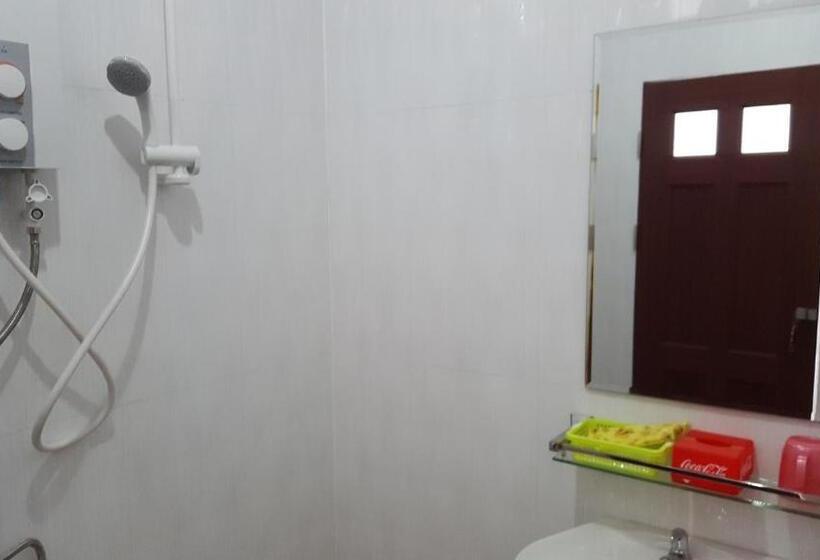 اتاق استاندارد, Kampongbay Makeng Ii Guesthouse
