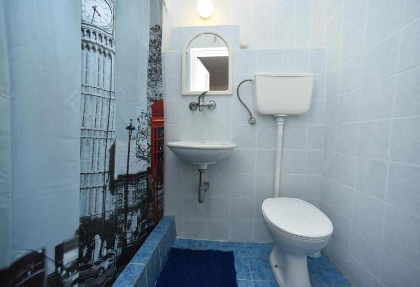 اتاق لوکس سه تخته, Mg Apartments And Rooms
