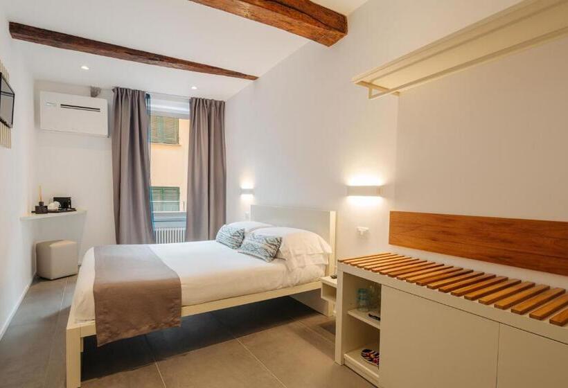 اتاق استاندارد, Oblò Portovenere Guesthouse