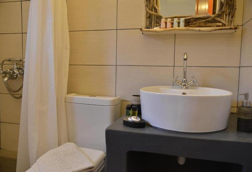 سوییت سوپریور, Anofli Suites