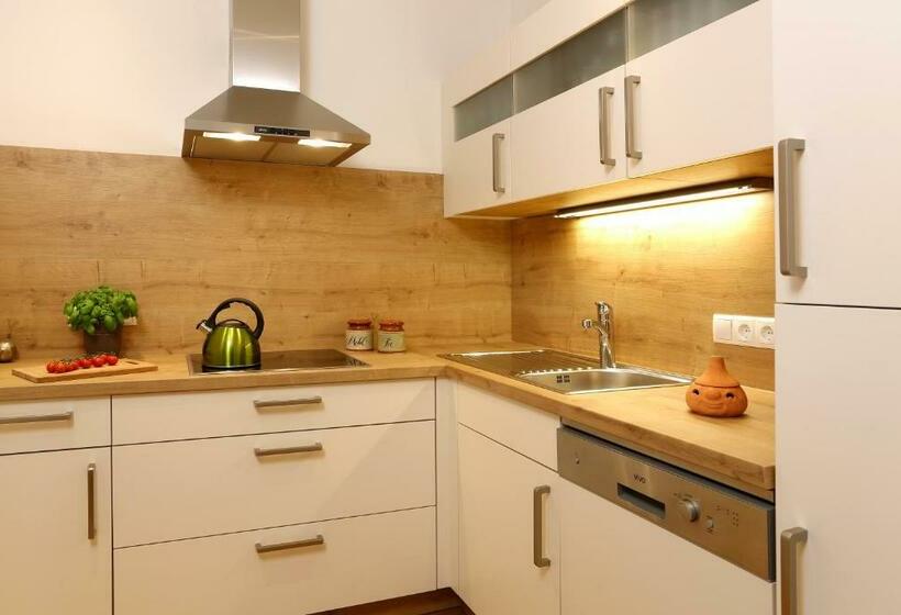 آپارتمان 1 خوابه با بالکن, Aparthotel Rubinius