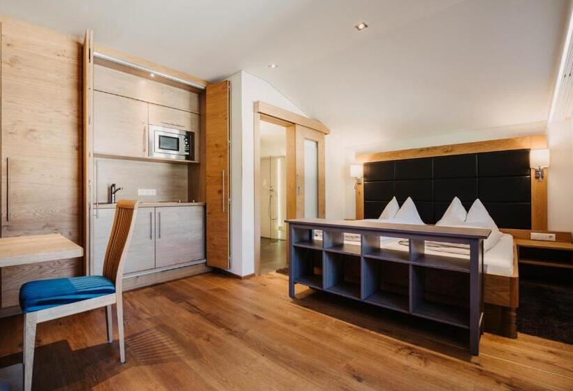 آپارتمان 1 خوابه با بالکن, Aparthotel Rubinius