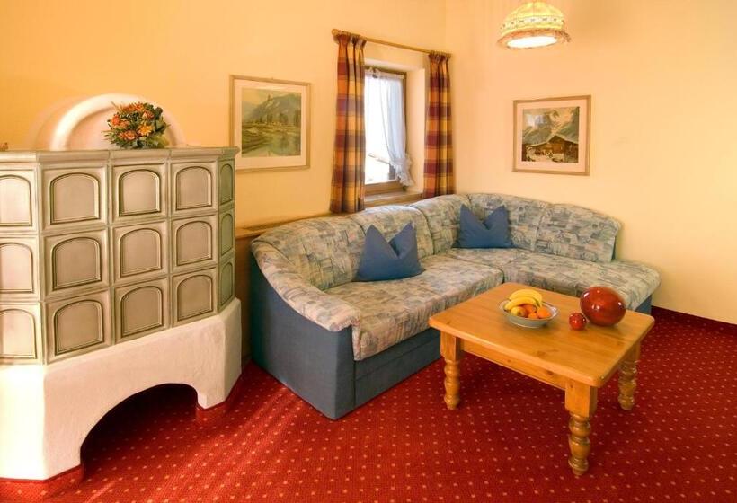 آپارتمان 1 خوابه با بالکن, Gästehaus Weißes Rössl
