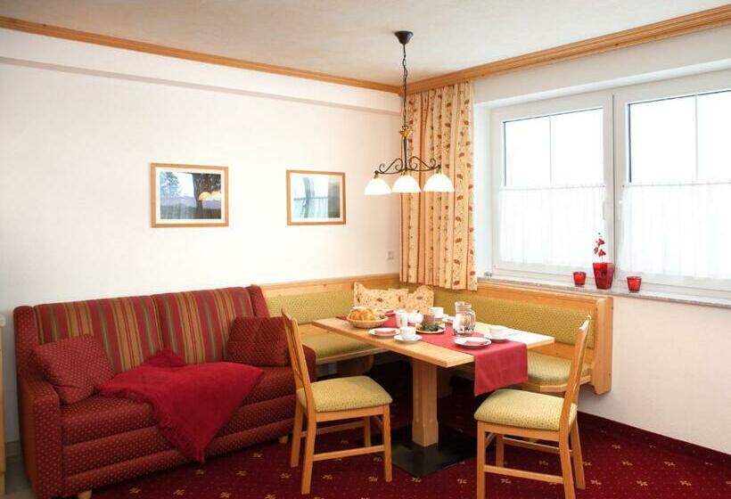 آپارتمان 2 خوابه با بالکن, Landhaus Gastein