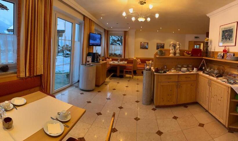 اتاق استاندارد, Landhaus Gastein