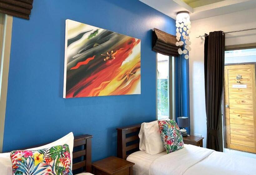 اتاق لوکس, The Snug Airportel   Phuket Airport