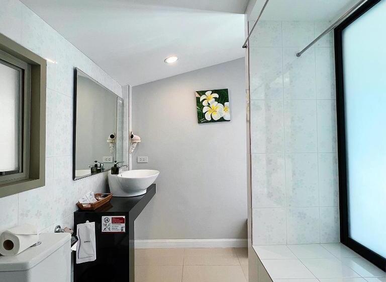 اتاق استاندارد با تخت بزرگ, The Snug Airportel   Phuket Airport