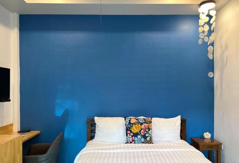 اتاق استاندارد با بالکن, The Snug Airportel   Phuket Airport