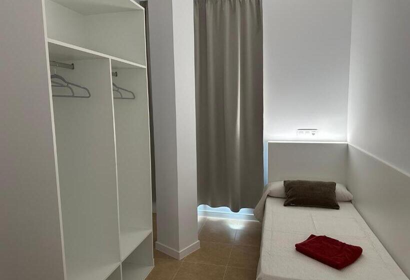 غرفة قياسية حمام مشترك, Albergue O Pedrón Hostel & Rooms