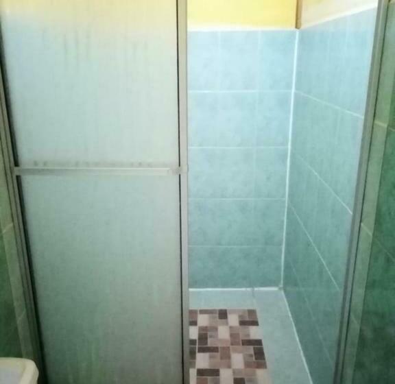 اتاق استاندارد, Cabinas Popular