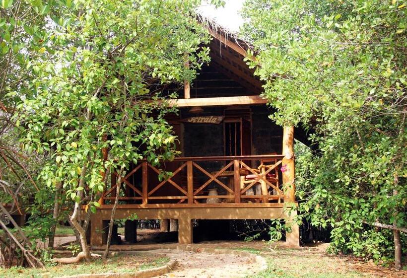 کابین, Ganesh Garden Beach Cabanas