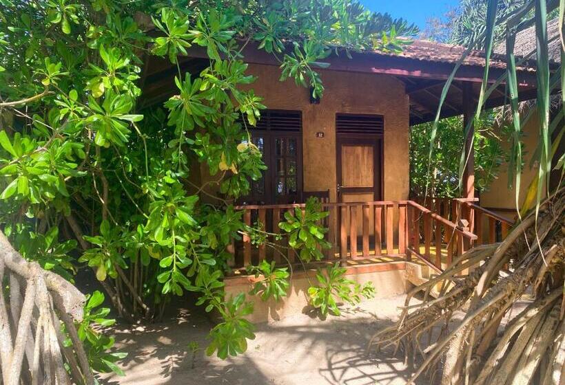 کابین, Ganesh Garden Beach Cabanas