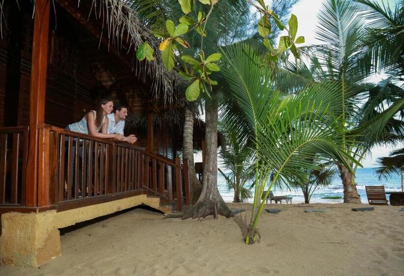 کلبه دلوکس, Ganesh Garden Beach Cabanas