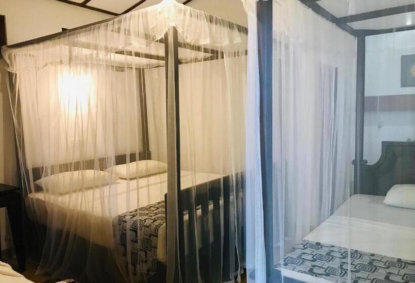 کلبه ییلاقی سوپریور یک خوابه, Ganesh Garden Beach Cabanas
