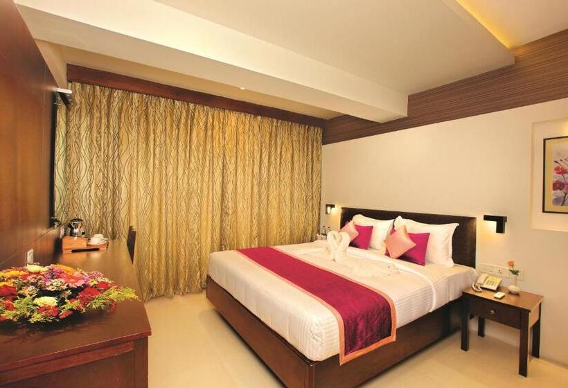 اتاق استاندارد, Holiday Vista Thekkady A Premium Hotel Near Periyar Wild Life Sanctuary With Sky View Pool